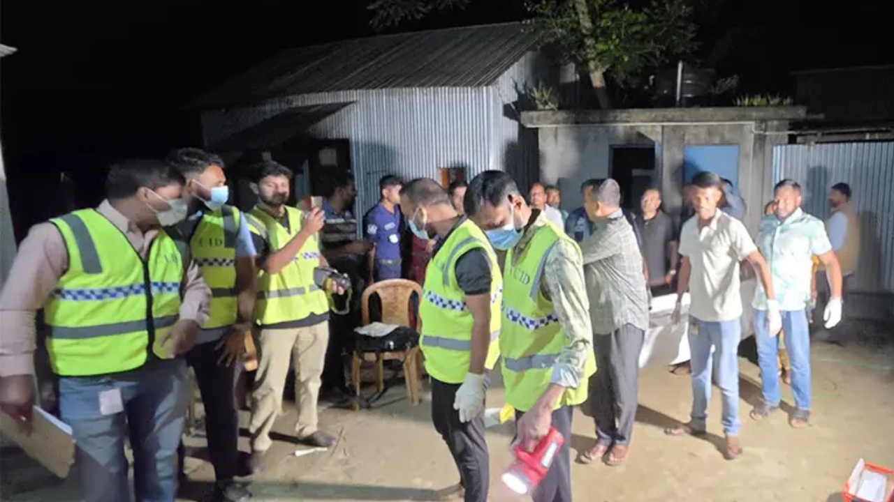 ফরিদপুরে তিনজনকে কুপিয়ে হত্যা