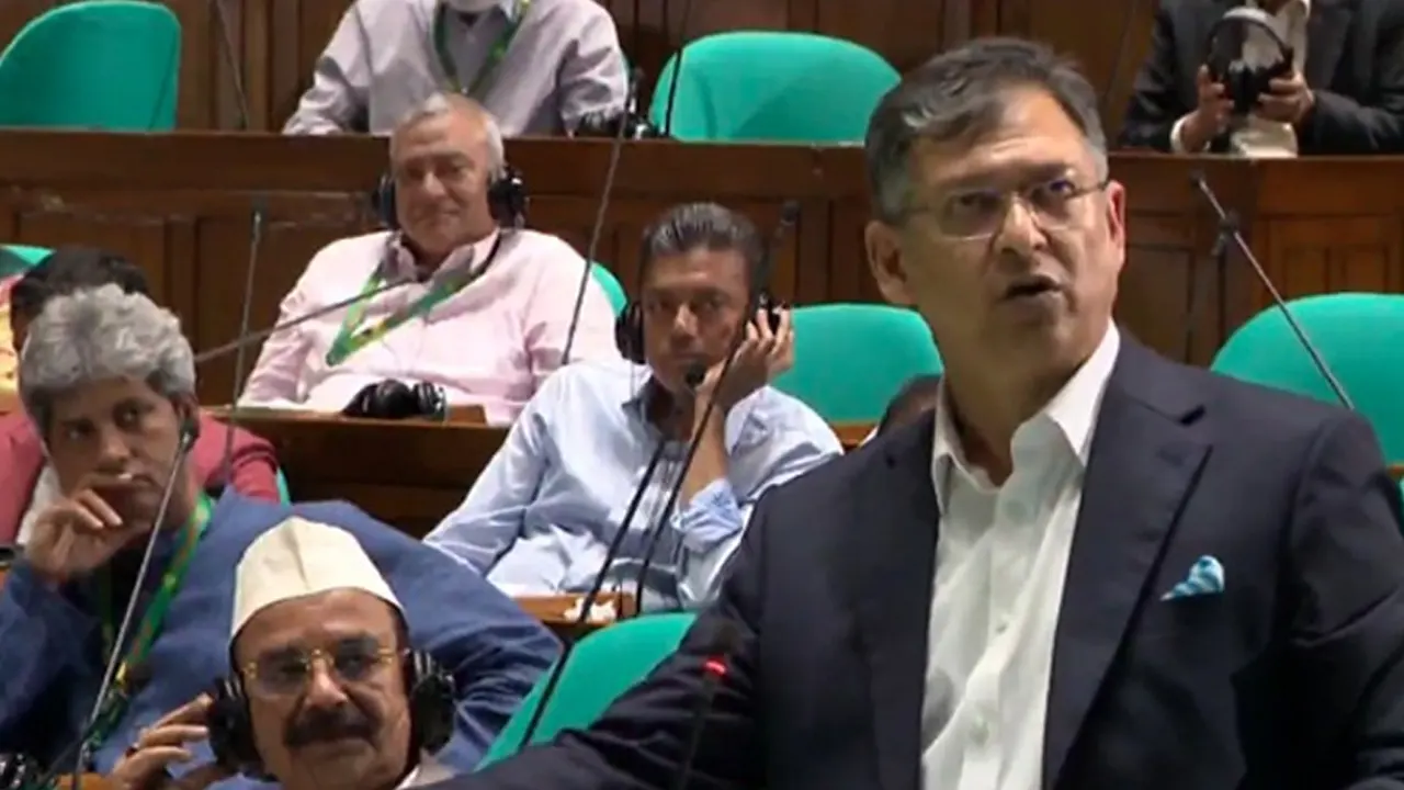 বিসিবিতে বাপের দোয়া, মায়ের দোয়া কমিটি করিনি : স্বরাষ্ট্রমন্ত্রী