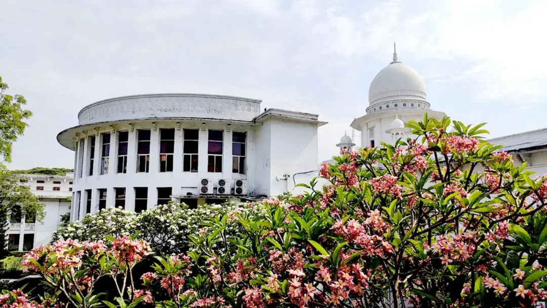 অন্তর্বর্তী সরকারের সার্বিক কাজ অনুসন্ধানে কমিশন চেয়ে রিট