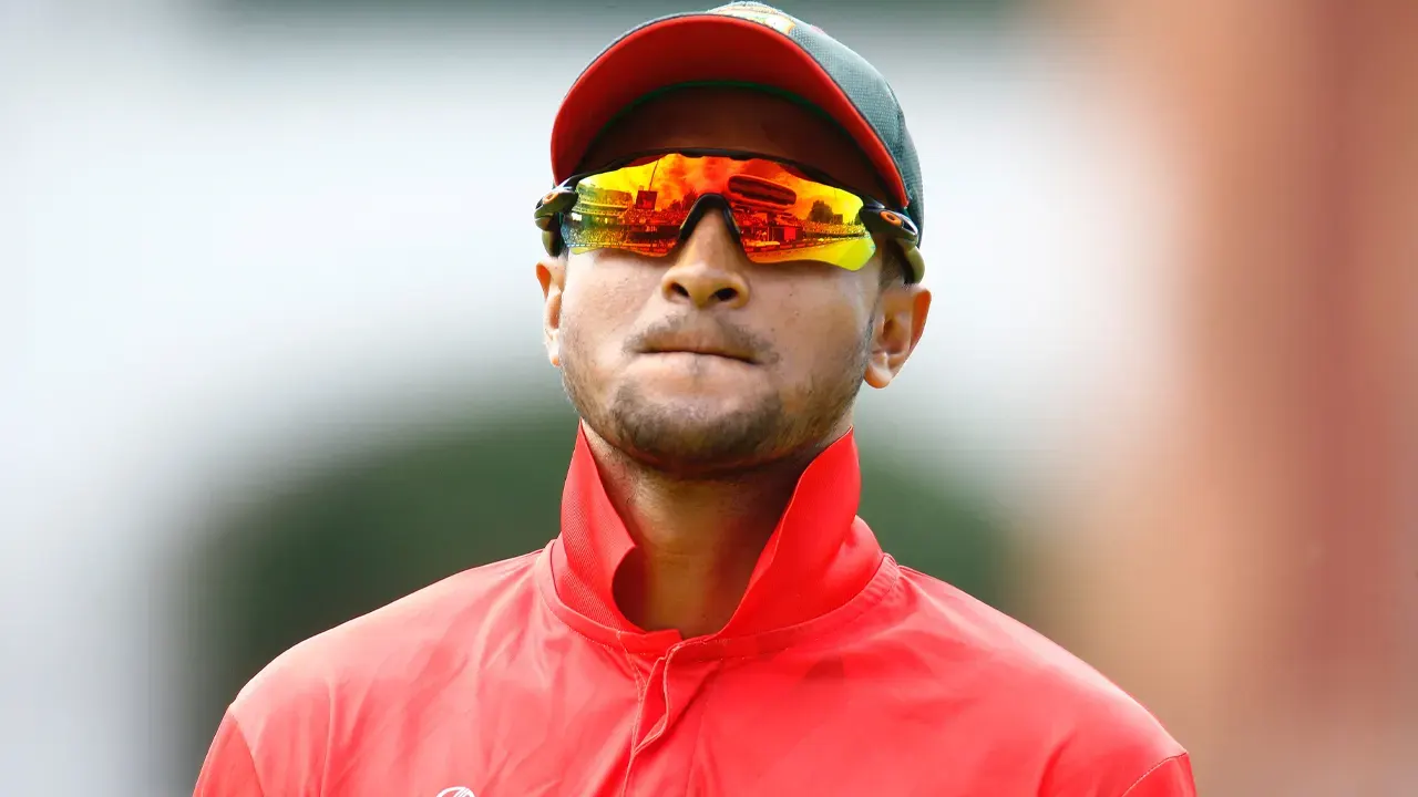 এবার দেশে ফেরার সময়সীমা জানালেন খোদ সাকিব
