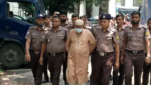 ট্রাইব্যুনালে নেওয়া হলো বেরোবির সাবেক ভিসি হাসিবুর রশীদকে