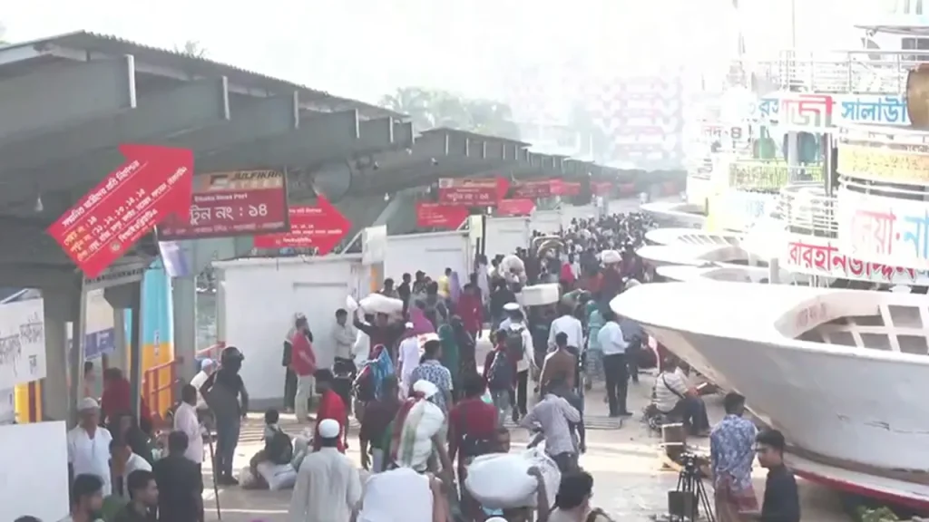 ঈদের ছুটি শেষে ঢাকায় ফিরছেন নগরবাসী