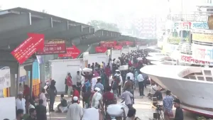 ঈদের ছুটি শেষে ঢাকায় ফিরছেন নগরবাসী