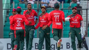 এক রান করতেই ২ উইকেট হারাল অস্ট্রেলিয়া